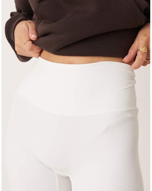 agon® Natural Running Shorts