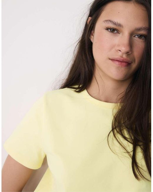 Stradivarius Natural Basic Regular Soft-touch T-shirt