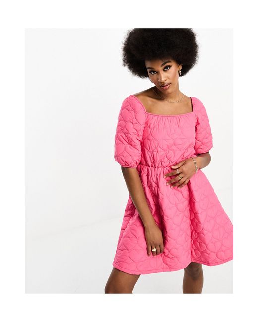 Vestido corto acolchado con mangas abullonadas Threadbare de color Pink