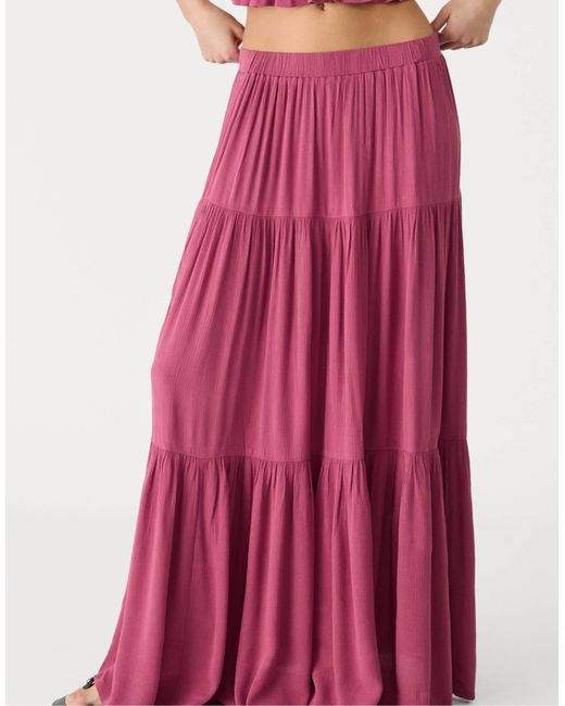 Stradivarius Pink – midirock im boho-design