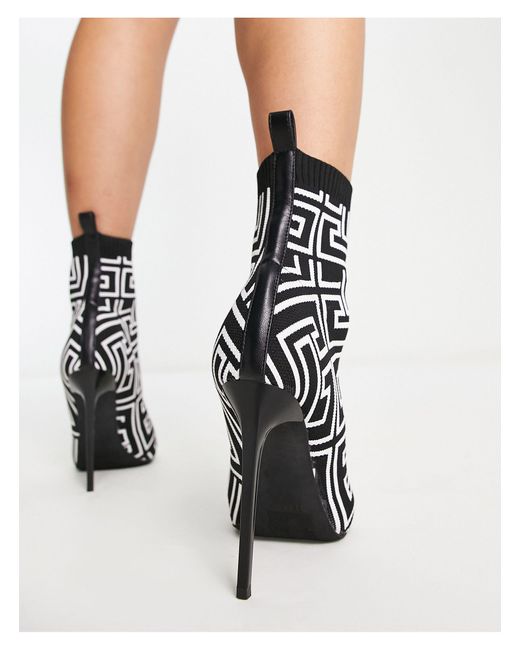 SIMMI Simmi London - Anusha - Sock Boots Met Brede Pasvorm, Stilettohak En Print in het Black