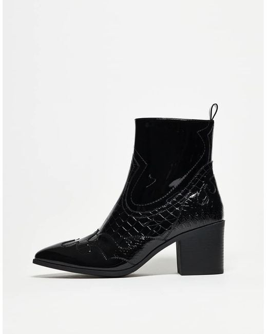 Botines Chelsea Negros De Tacón Con Detalles De Estilo Wéstern De Charol De ASOS de hombre de color Black