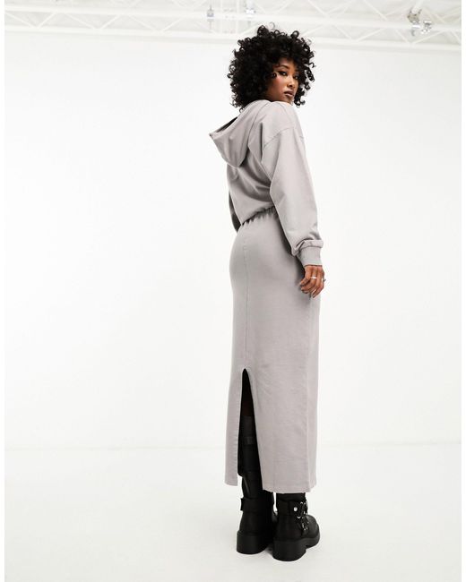 Vestido midi estilo sudadera con capucha con falda recta ajustada ASOS de color White