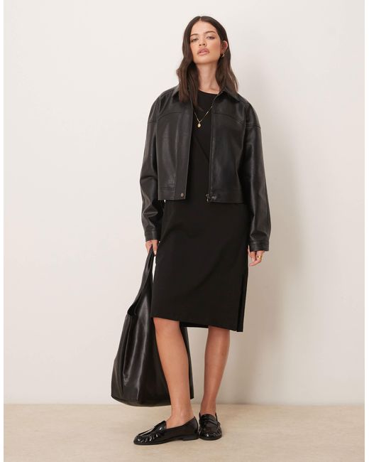 Robe t-shirt mi-longue Jdy en coloris Black