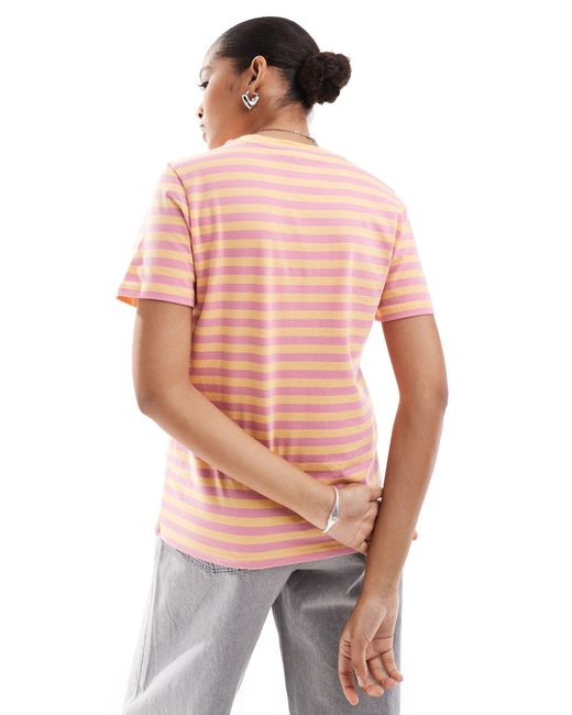 T-shirt a righe e arancione di Pieces in Pink