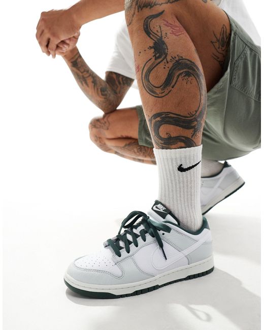 Nike Gray Dunk Low Retro Se Sneakers for men