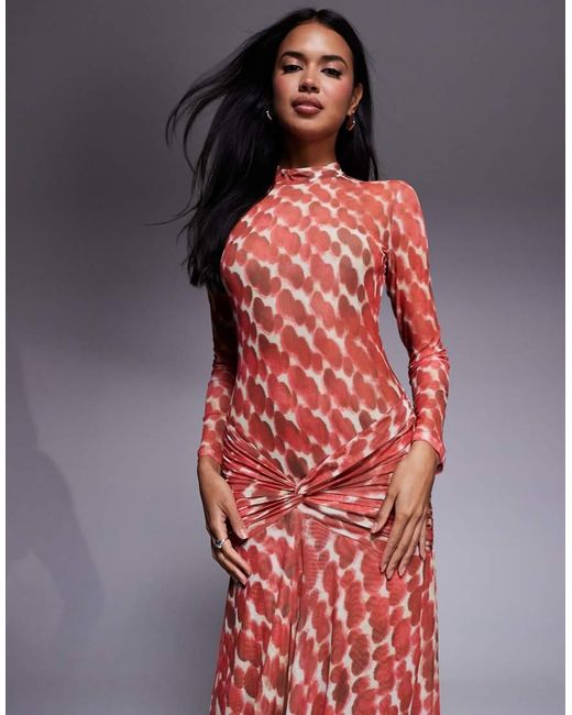Lea di Bardot in Red