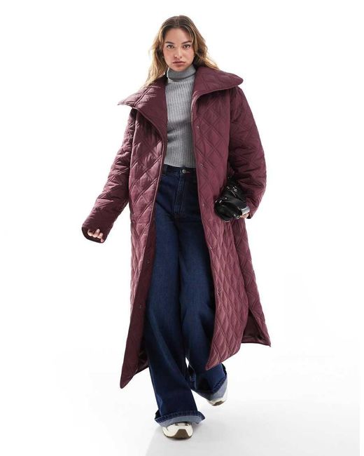 Cappotto Taglio Lungo Bordeaux Con Colletto A Cascata di ASOS in Red