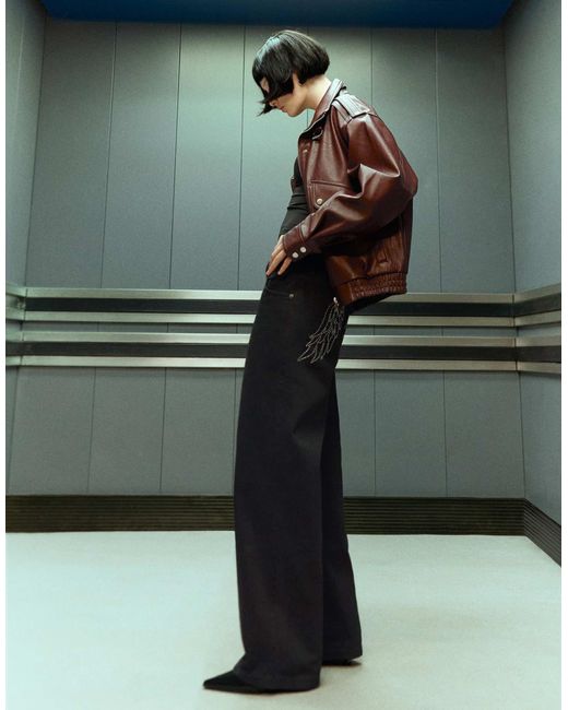Pantalon droit à strass et taille basse Bershka en coloris Green