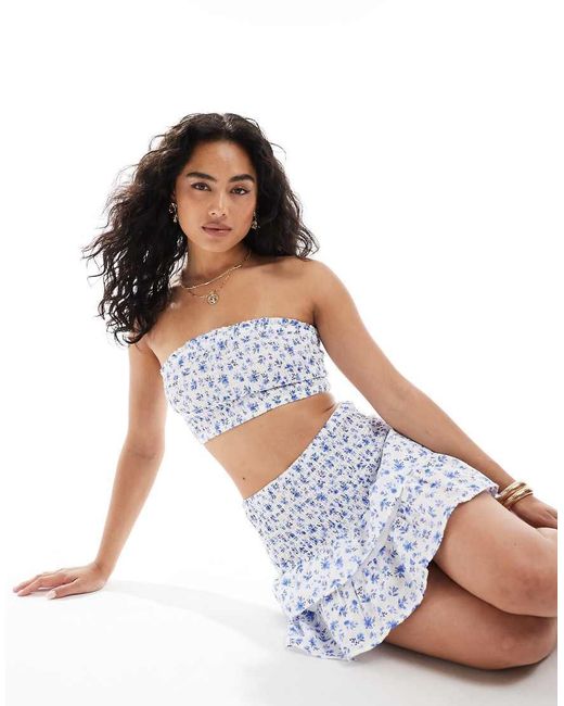 New Look Gesmokte Crop Top Met Fijne Print in het Blue
