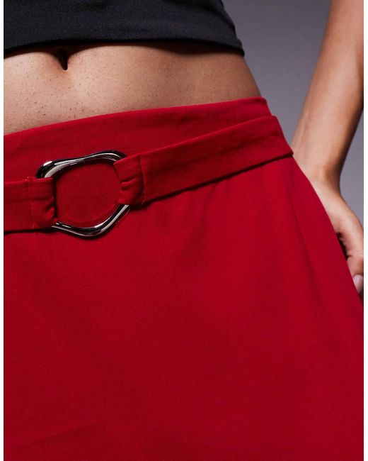 Devoted di Princess Polly in Red