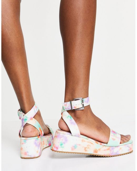 sandalen wijde pasvorm