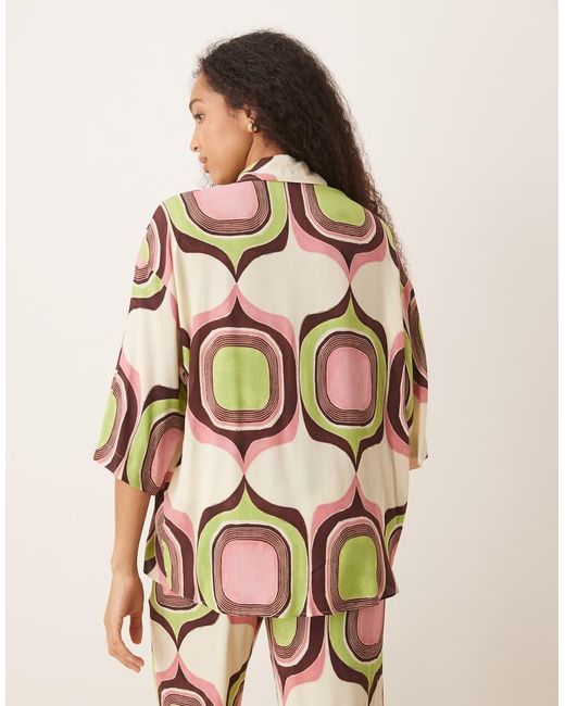 Camicia Squadrata Con Stampa Geometrica Rétro Astratta di Mango in Natural