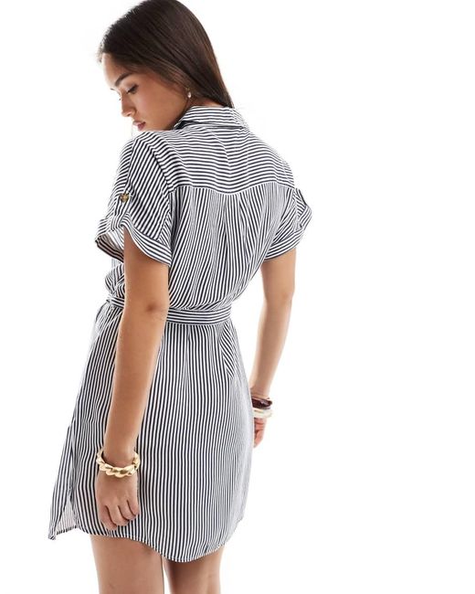 Vestito Camicia Corto A Righe Con Tasche di Vero Moda in Gray