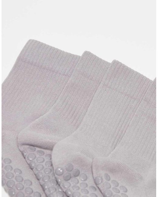 4505 White Icon 2 Pack Non Slip Grip Pilates Crew Socks