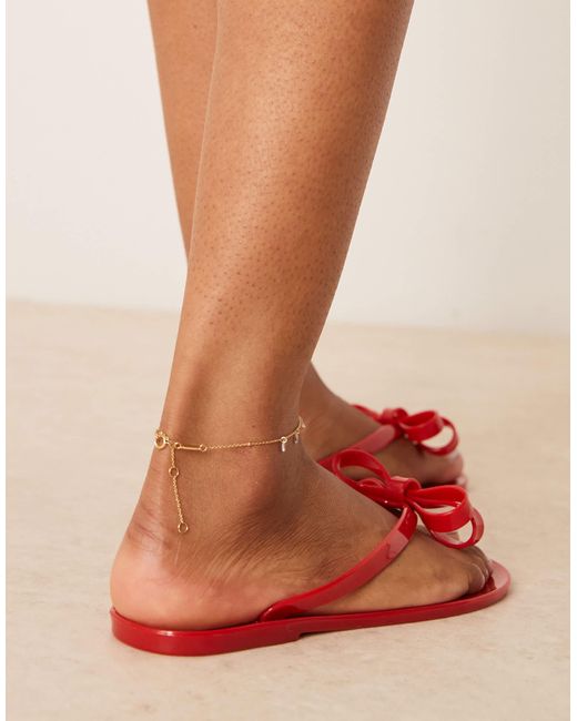 Glamorous Red – zehenstegsandalen