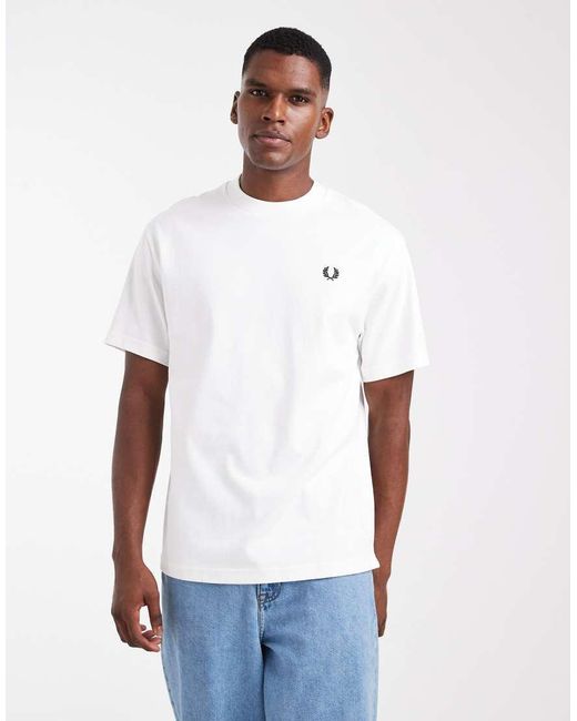 Fred Perry White Relaxed T-shirt for men