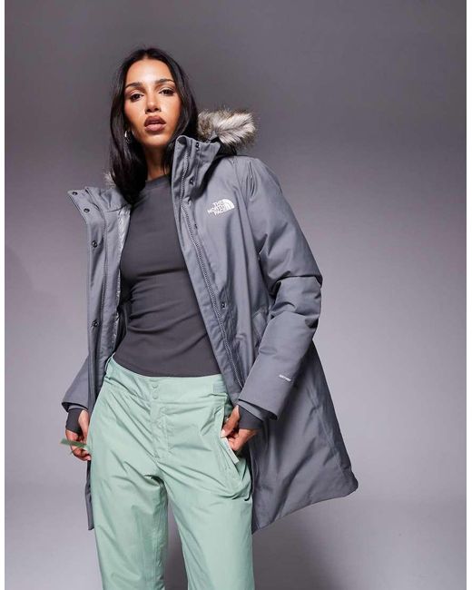 The North Face Arctic in het Blue