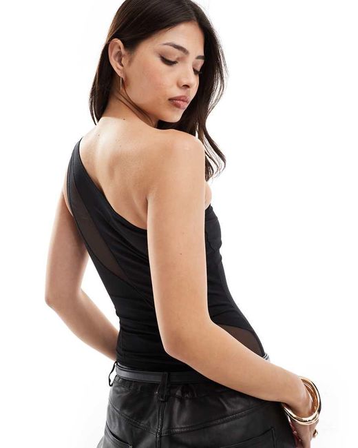 Curve di OW Collection in Black