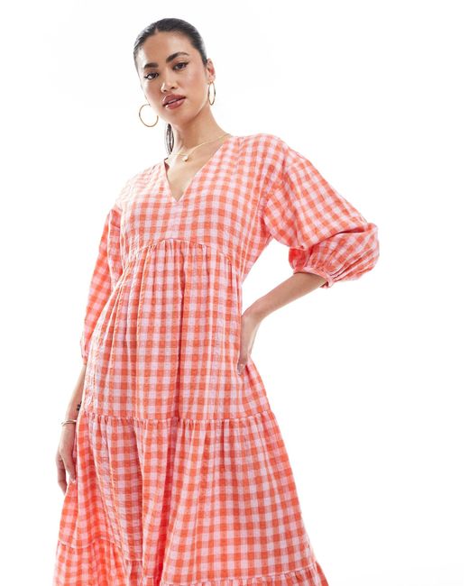 Robe babydoll mi-longue à col v et carreaux vichy New Look en coloris Pink