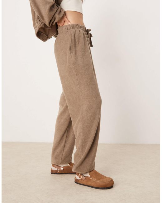 ASOS Natural – mix & match – lounge-jogginghose aus fleece
