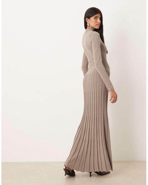 Pretty Lavish Natural Fine Knit Drop Hem Pleat Maxi Dress