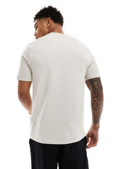 Lyle & Scott White Icon Logo T-shirt for men