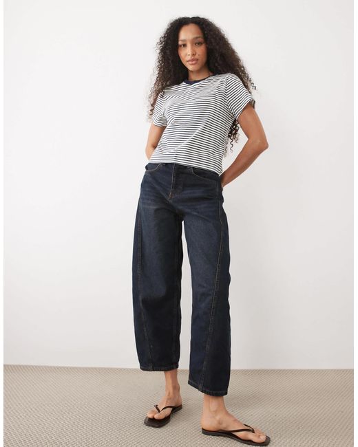 Abercrombie & Fitch White – leicht körpernahes t-shirt