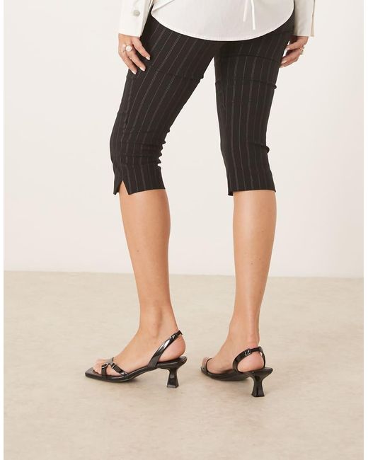 Glamorous Black Heeled Sandals With Buckle Detail