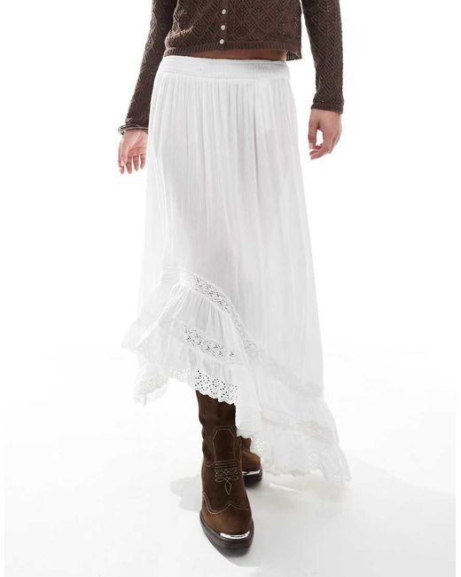 Stradivarius Str in het White