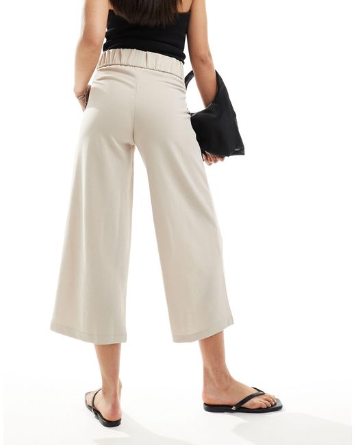 Pantalon d'ensemble ajusté coupe courte ample - taupe Jdy en coloris White