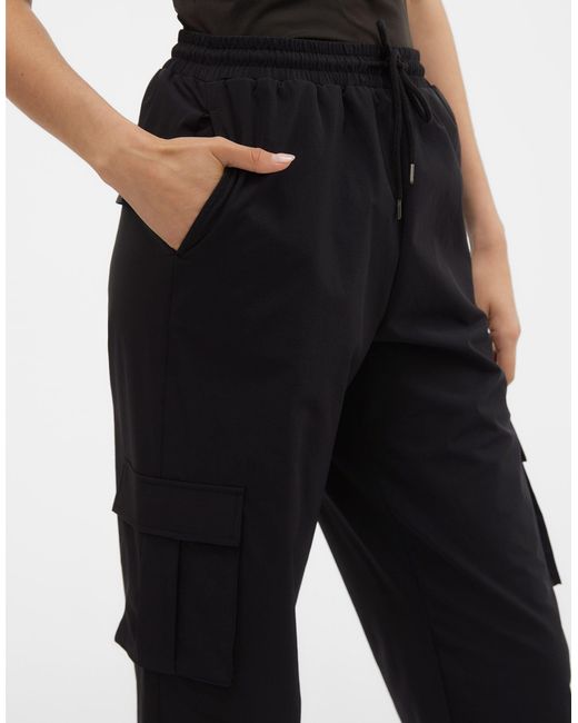 Vero Moda Black Cuffed Cargo Pants