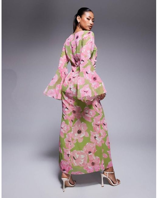 Vestito Lungo A Fiori Rosa Arricciato Sul Davanti E Con Scollo A V di ASOS in Multicolor