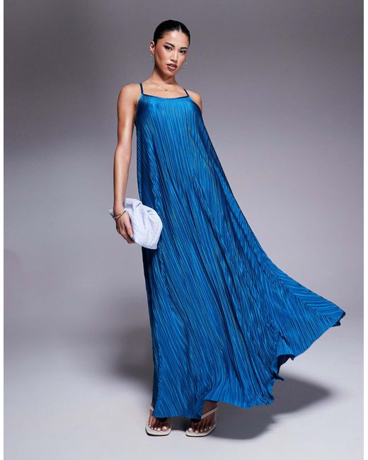 sachin and babi light blue dress Stunning black and gold dress size 14 from River Island €14 Perfect for the  festive season with a gold heel main image 1