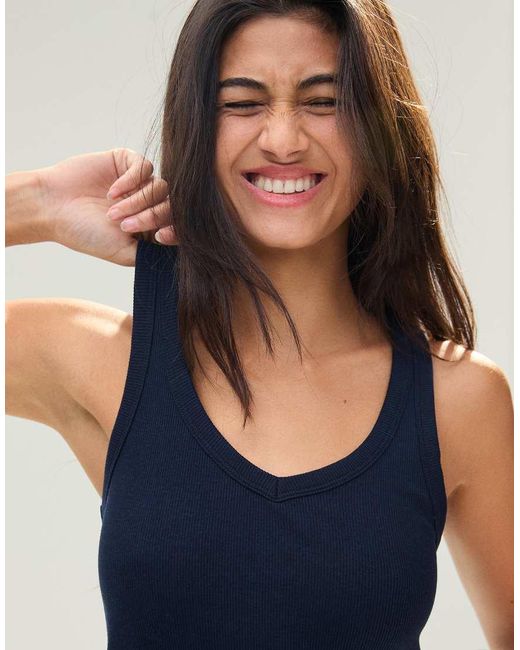 Bershka Basic Geribbeld Hemdje in het Blue