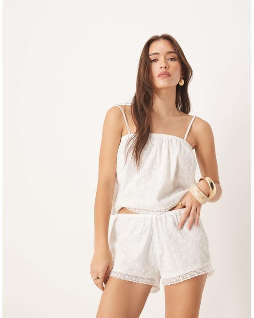 Motel Natural – charada – mini-shorts