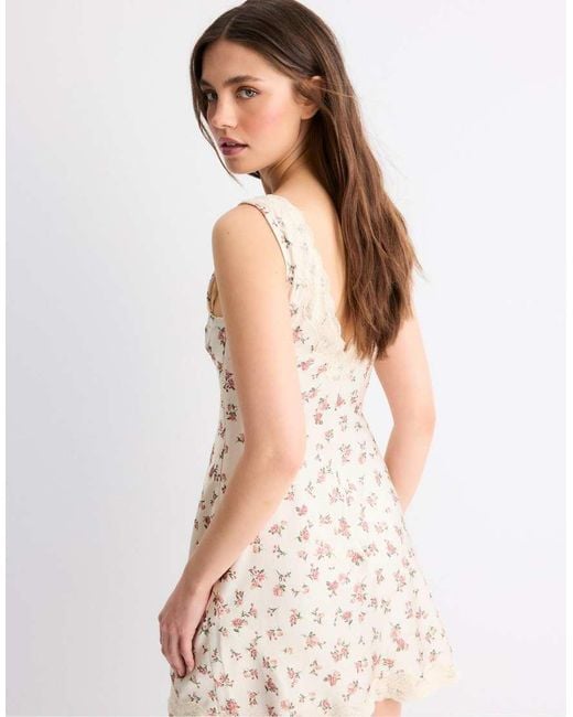 Stradivarius White Short Sateen Lace Dress