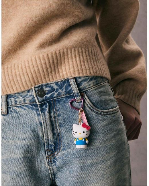 Portachiavi Con Charm Di Hello Kitty di Stradivarius in Blue
