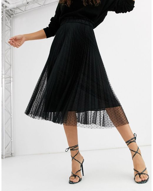 Gonna di tulle nera a pois di Stradivarius in Nero Lyst