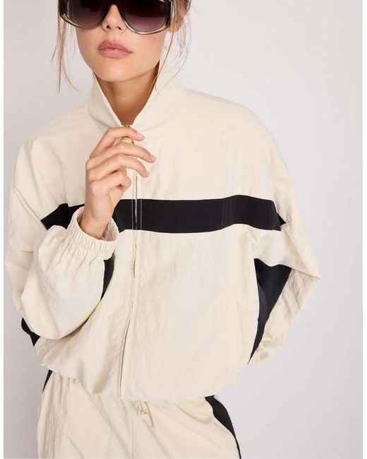 Stradivarius Natural Technical Windbreaker Jacket