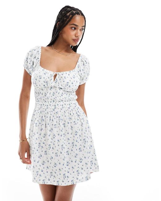 Str di Stradivarius in White