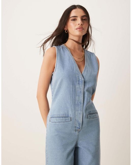 ASOS Blue – ärmelloser jeans-jumpsuit