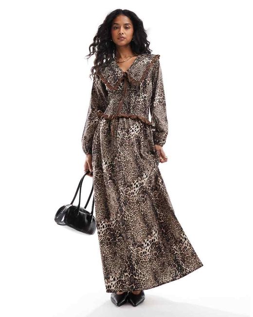 ASOS Maxi Jurk Met Kraag En Gesmokte Taille in het Brown