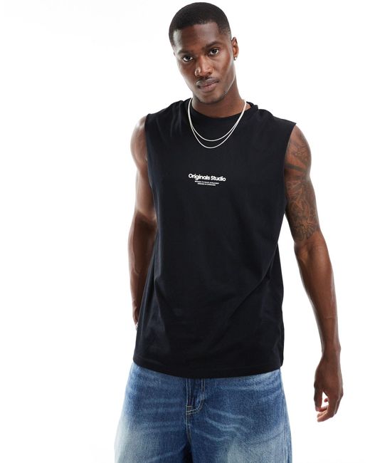 Camiseta negra extragrande sin mangas con logo en el pecho Jack & Jones de hombre de color Black
