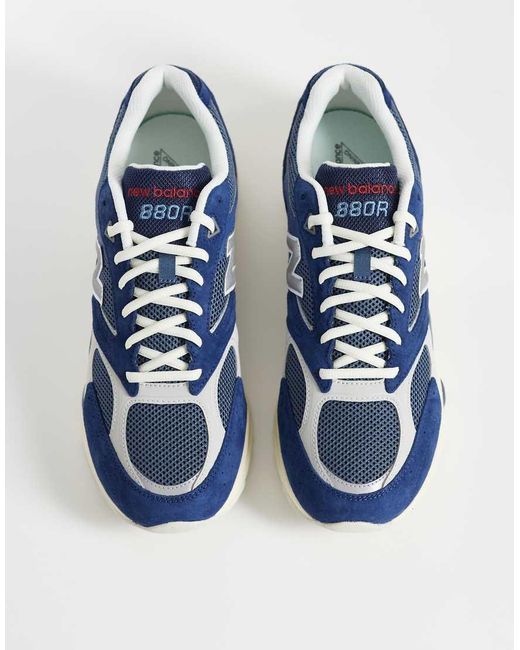 New Balance Blue 880 Trainers for men