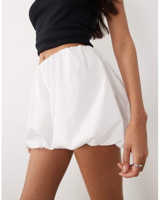 Gina Tricot White Mini Bubble Shorts