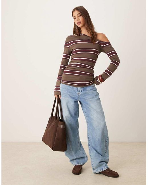 Camiseta Caqui A Rayas De Manga Larga Con Hombro Caído Y Cintura Estilo Corsé De ASOS de color Brown