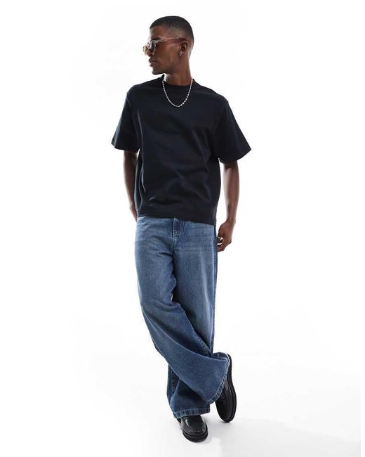 T-Shirt Squadrata Nera Manopesca di Pull&Bear in Blue da Uomo