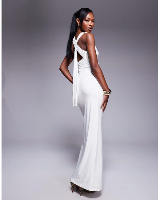 Kaiia Gray – exklusiv – figurbetontes maxikleid