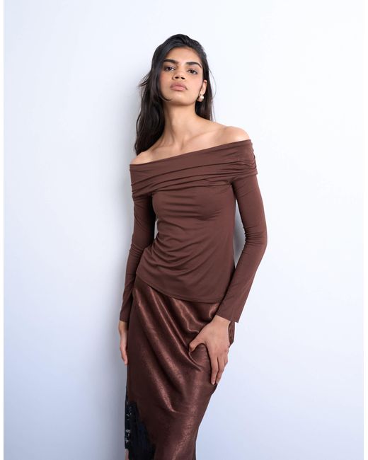 Top à manches longues et encolure bardot - marron TOPSHOP en coloris Brown
